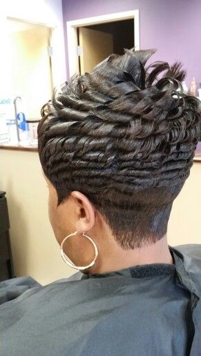 Freeze Curls Hairstyles, Finger Waves Short Hair, New Hair Look, Finger Wave Hair, Short Hair Highlights, Short Relaxed Hairstyles, Black Hair Short Cuts, Corte Bob, Short Hair Images