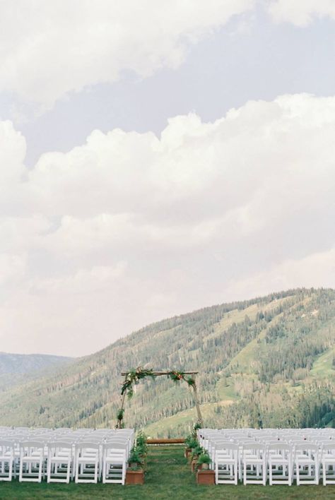 Steamboat Mountaintop Wedding via Rocky Mountain Bride Diy Ceremony Decor, Steamboat Wedding, Western Ceremony, Wedding Ceremony Arches, Wedding Ceremony Indoor, Mountaintop Wedding, Arbor Decor, Wyoming Wedding, Ceremony Arches