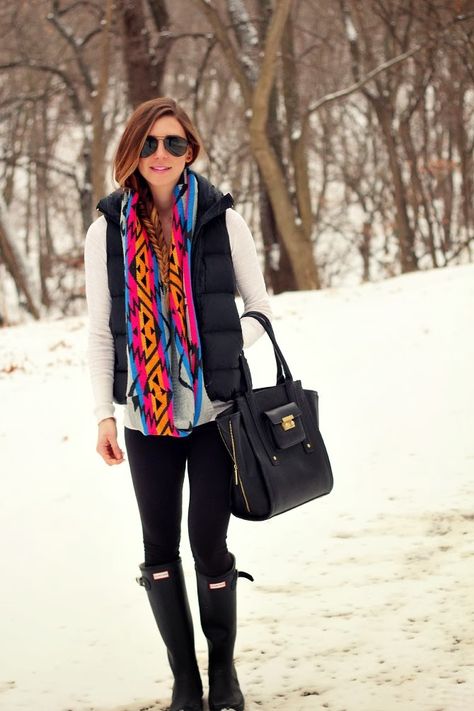 Love the bright with the black. And I'm always a sucker for a vest. Quilted Vest Outfits For Women, Quilted Vest Outfit, Hot Winter Outfits, Summer Outfits Polyvore, Vest Outfit Women, Black Quilted Vest, Vest Outfits For Women, Perfect Winter Outfit, Estilo Fitness