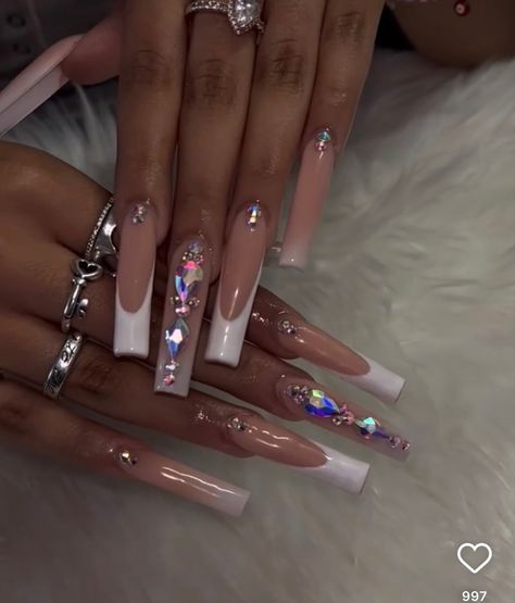 Acrylics With Rhinestones Simple, Acrylic Nails Rinstone, Diamond Placement Nails, Acrylic Nail Designs Rine Stones, Acrylic Nails Ideas Gems, Baddie Nails Gems, Acrylic Nail Designs Diamonds, Long Tapered Square Nails With Rhinestones, Nails Acrylic Inspo Long