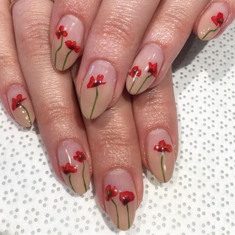 Pretty Poison, Hello Nails, Subtle Nails, Pretty Gel Nails, Really Cute Nails, Soft Nails, Flower Nail Art, Minimalist Nails, Dream Nails