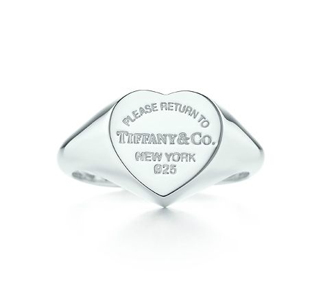 Tiffany Key Ring, Heart Signet Ring, Tiffany Key, Tiffany Rings, Engagement Rings Couple, Return To Tiffany, Pearl Engagement Ring, Tiffany Jewelry, Tiffany And Co