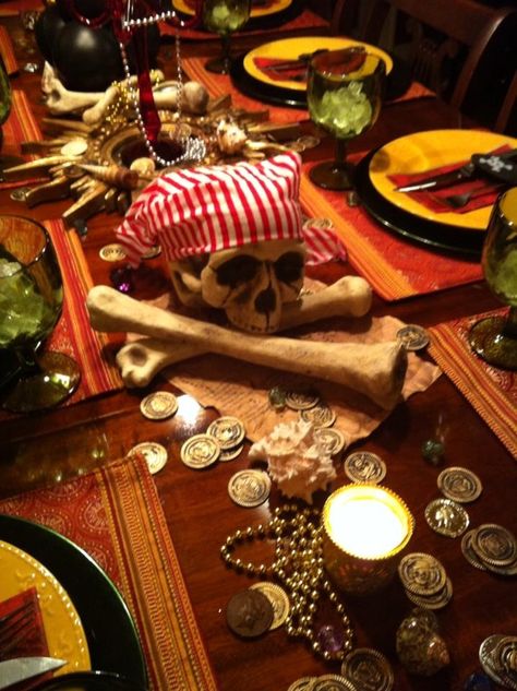 Pirate party table decor Pirate Party Tables, Pirate Party Ideas, Pirates Dinner, Pirate Bar, Pirates Theme, Pirate Halloween Party, Pirate Party Decorations, Caribbean Party, Pirate Wedding