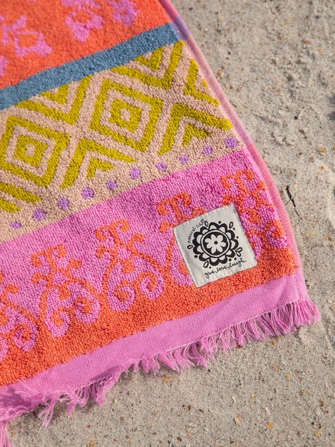 Our Cotton Bungalow Beach Towel is sooo soft, it's no wonder why this luxe-feeling towel is our go-to! This 100% cotton towel has a woven, coral border design with frayed, fringe trim for that extra boho vibe! Its built-in loop makes this towel convenient to hang by the pool or in a cabana for a quick dry... you could also hang it in your bathroom! Our Bungalow Beach Towels are the perfect bath, beach or pool towel, so grab them all to have a colorful set! Colorful Boho Home, Summer Beach Towels, Pool Towel, Cute Little Things, Natural Life, Pool Towels, Summer Pictures, Colorful Boho, Fringe Trim