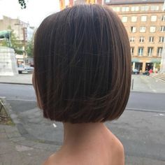 Straight Bob Haircut, Choppy Bob Hairstyles, Short Brown Hair, Bob Haircut For Fine Hair, Short Bob Haircuts, Long Bob Hairstyles, Haircut And Color, Penteado Cabelo Curto, Haircuts For Fine Hair