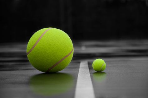 this piece executes scale and proportion because of the side by side view of the tennis balls, giving the illusion that one is either too big or too small Scale And Proportion Photography, Proportion Principle Of Design, Principles Of Design Proportion, Proportion Examples, Proportion Art, Principle Of Design, Asymmetrical Balance, Contrast Photography, Contrast Art