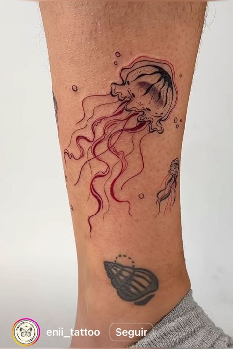 Out Of The Box Tattoo Ideas, Bold Tattoos For Women, Tattoos For Leg, Upper Leg Tattoos, Funky Tattoos, Tattoo Lettering Styles, Jellyfish Tattoo, Perfect Tattoo, Парные Тату