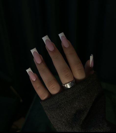 White French Nails, Fake Nails White, Cute Nail Colors, Girly Acrylic Nails, Basic Nails, French Tip Acrylic Nails, Simple Acrylic Nails, Short Square Acrylic Nails, Long Square Acrylic Nails