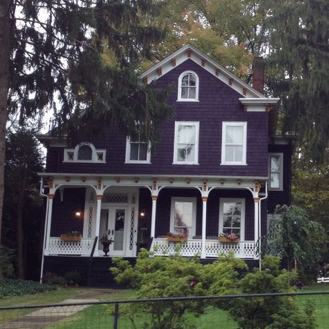 Love this eggplant house in our hood Exterior House Makeover, Purple House, House Paint Color Combination, Exterior House Color, House Makeover, Exterior Paint Colors For House, Exterior Makeover, Shutters Exterior, Purple Home