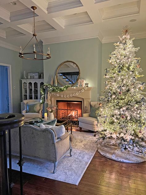 Christmas Home Tour 2022! – Less Than Perfect Life of Bliss Christmas House Tours 2022, Christmas Tour Of Homes, Christmas Home Tours Inspiration, Christmas Home Tour 2022, House Tours Interiors, Wall Pantry Ideas, Affordable Barndominium, Decorations After Christmas, Whimsy Goth Bedroom