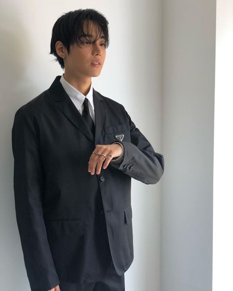 Aesthetic Boys Outfit, Jung Jinhyeong, Jaewon One, Jung Jaewon, First Boyfriend, Mens Outfit Inspiration, Aesthetic People, Ulzzang Boy, Korean Idol