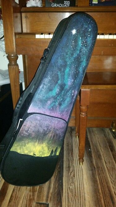 Galaxy painted violin case Painted Violin, Violin Pics, Musical Jokes, Cool Violins, Violin Instrument, Violin Art, Geeky Art, Instruments Art, Orchestra Music