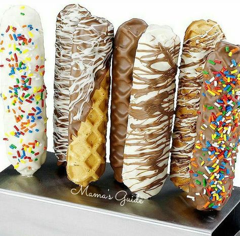 Waffle Dog, Waffle Stick, Hot Dog On A Stick, Waffle Pops, Waffle Ideas, Waffle Sticks, Pinoy Recipe, Waffle Ingredients, Waffles Easy