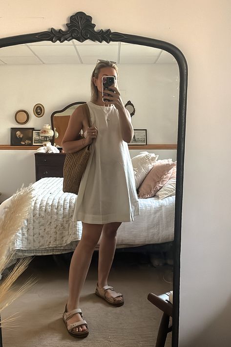 Linen Mini Dress Outfit, Linen Dress Outfit, Short Linen Dress, One And Done, Madewell Bags, Cruel Summer, Mini Dress Outfits, Linen Mini Dress, Dress Outfit