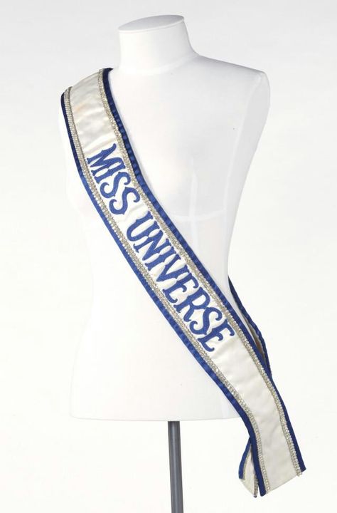 Pageant Sash Beauty Pageant Sashes, Jamaica Girls, Pageant Sashes, Finding Your Niche, Miss Colombia, Teen Pageant, Embroidery Business, Pageant Life, Miss Pageant