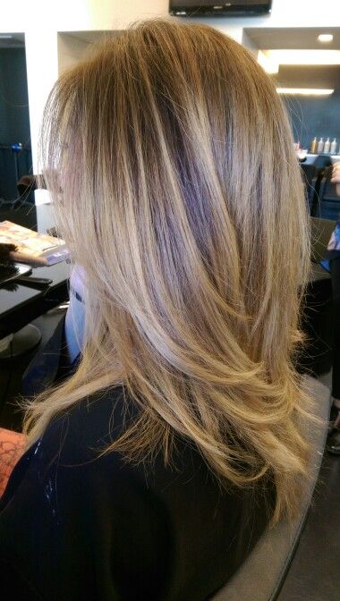 Honey blonde balayage highlights Honey Blonde Balayage, Blonde Balayage Highlights, Blond Balayage, Haircuts For Medium Hair, Jumpsuit Outfit, Brown Blonde Hair, Long Blonde, Hair Color And Cut, Balayage Highlights