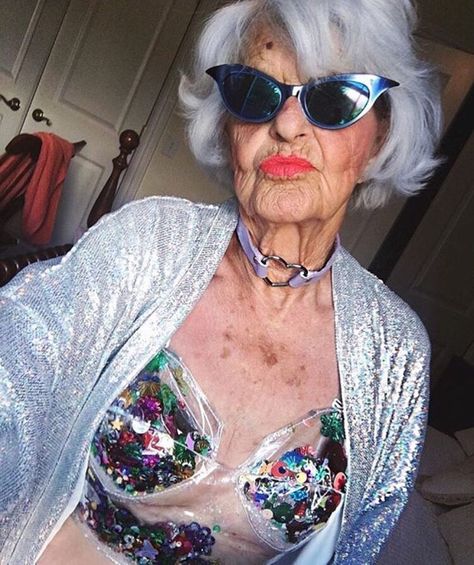 Baddie Winkle, Advanced Style, Ageless Style, Wise Women, Club Kids, Yoga Lifestyle, Aging Gracefully, Layered Look, Rihanna