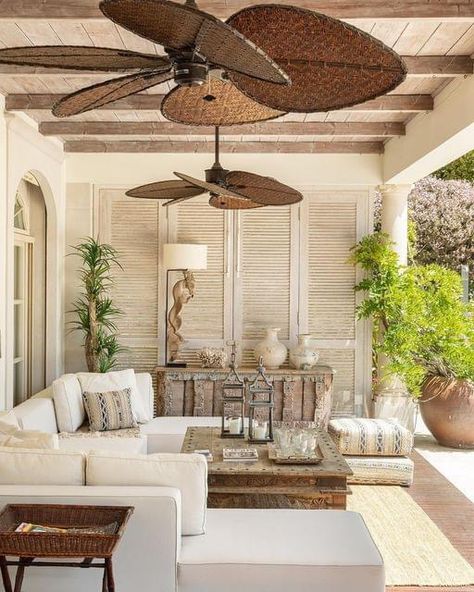 Modern French Beach House, British Colonial Outdoor Patio, Coastal Tropical Living Room, Floridian Home Decor Florida Style, Hawaiian Homes Interior, Tropical Design House, Tropical Colonial Interior, Caribbean Homes Exterior, British Colonial Style House