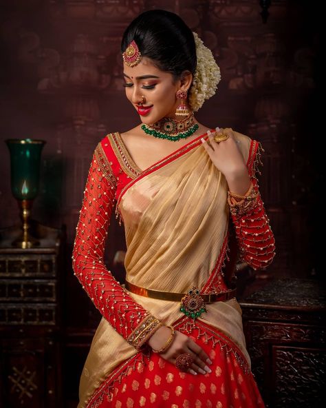 Bride Traditional Poses, Bride Possess Wedding, Half Saree Function Poses, Half Saree Ceremony Stills, Half Saree Poses Photoshoot Ideas, Bridal Poses Photography, Bride Wedding Poses, Single Bride Poses, Puberty Function Photography