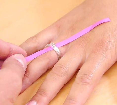 Easy Way To Remove A Stuck Ring From Finger Ring Stuck On Finger, Medical Words, Receding Gums, Stuck On You, Health Quotes, Fitness Tips, You Must, Medical, Ring