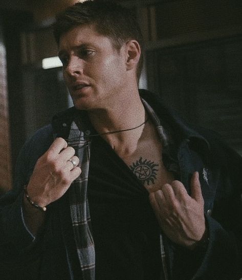 anti possession tattoo Dean Winchester Tattoo, Winchester Tattoo, Dean Tattoo, Anti Possession Tattoo, Sam E Dean, Supernatural Series, Jesen Ackles, Supernatural Tattoo, Jensen Ackles Supernatural