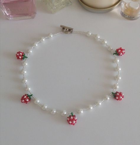 Strawberry Seed Bead Necklace, Strawberry Pearl Necklace, Strawberry Ring Beads, Beaded Strawberry Bracelet, Strawberry Bead Bracelet, Beaded Strawberry, Beads Business, Strawberry Perfume, Strawberry Beads