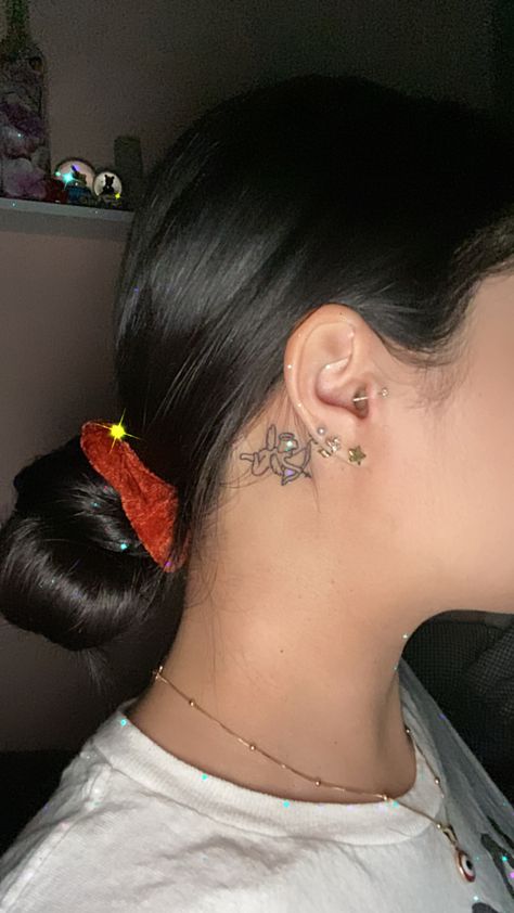 Cupid Tattoo Behind Ear, Lotus Tattoo Behind Ear, Angel Ear Tattoo, Angel Behind Ear Tattoo, Tattoo Cafe, Small Lotus Tattoo, Tattoo Behind Ear, Cupid Tattoo, Black Color Hairstyles