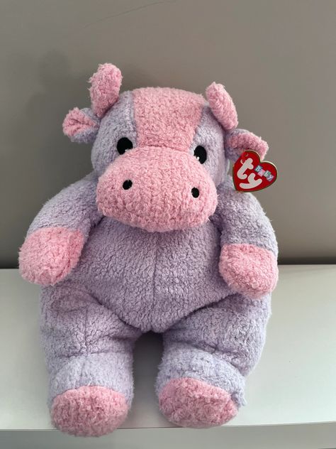 2000s Plushies, Childhood Stuffed Animals, Fluffy Toys, Childhood Plushies, 90s Stuffed Animals, Early 2000s Stuffed Animals, Moo Cow, Cute Squishies, Beanie Boo