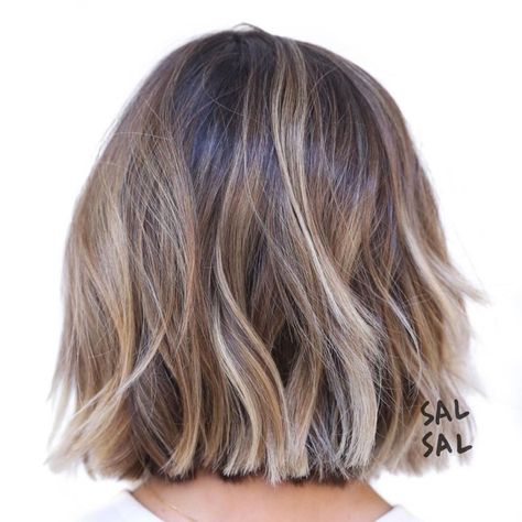 Choppy Wavy Brown Blonde Bob Balayage Bob, Short Ombre Hair, Choppy Bob Hairstyles, Short Hair Trends, Short Hair Balayage, Hair Color Balayage, Short Bob Hairstyles, Ombre Hair, Balayage Hair