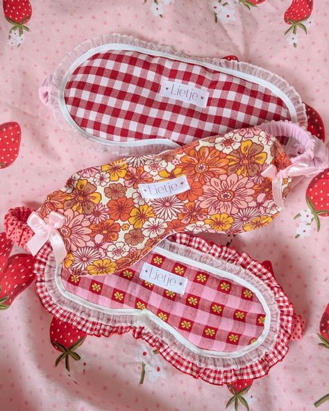 Cute sleeping masks 🍓🎀✨ #makeupbag #handmade #customizable #smallbusiness #handsewn #trendy #makeup #shopsmall #memade #smallbusinessowner #aestetic #cute #cutevibes #sleepingmask Sleeping Mask Sewing Pattern, Embroidered Sleep Mask, Diy Eye Mask Sleep, Sleep Mask Pattern Free, Diy Eye Mask, Diy Sleep Mask, Sleeping Masks, Eye Mask Sleep, Mask Aesthetic