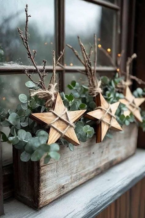 Window Christmas Decor, Christmas Window Boxes, Holiday Window Display, Country Christmas Decorations, Xmas Deco, Front Porch Christmas Decor, Christmas Decorations Rustic, Farmhouse Christmas Decor, Christmas Window