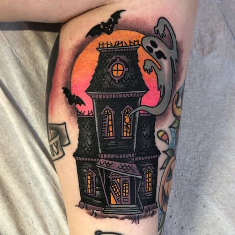 Traditional Tattoo Halloween, Phoebe Bridgers Tattoo, Thunderbird Tattoo, Haunted House Tattoo, Side Arm Tattoos, Halloween Tattoo Ideas, Dark Skin Tattoo, Vampire Tattoo, Horror Movie Tattoos