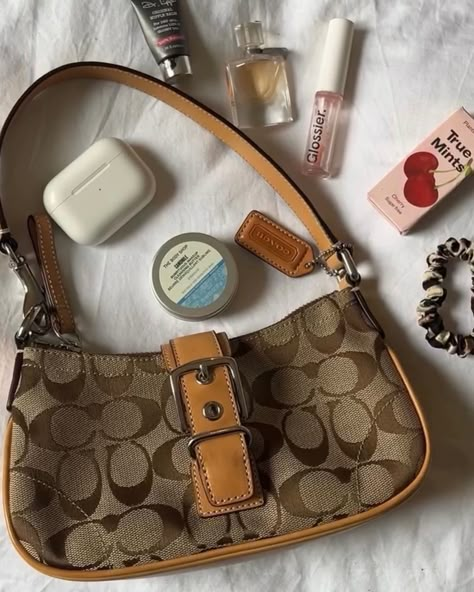 2000s Coach Bag, Thrift Bags, Thrifted Bags, What's In My Purse, Dope Jewelry Accessories, Thrift Inspo, Vintage Designer Bags, Thrift Haul, Depop Y2k