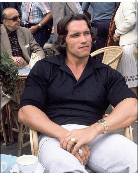 Arnold Schwarzenegger Style, Young Arnold Schwarzenegger, Arnold Bodybuilding, Arnold Photos, Arnold Schwarzenegger Bodybuilding, Schwarzenegger Bodybuilding, Alpha Males, Joanne Woodward, Jean Michel Jarre