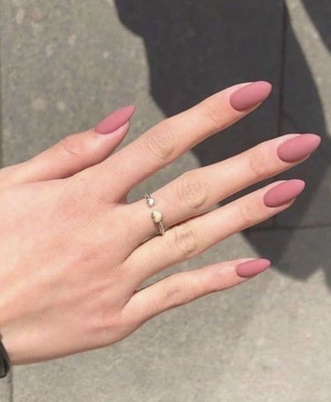 Nude Matte Nails, Matte Nude Nails, Matte Nail Art Designs, Nails Done At Home, Dusty Pink Nails, Beautiful Nails Design, Matted Nails, Matte Pink Nails, Mickey Nails