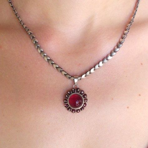 Red Stone Pendant, Red Garnet Necklace, Garnet Pendant, Garnet Necklace, Dope Jewelry, Garnet Jewelry, Girl Jewelry, Funky Jewelry, Fantasy Jewelry