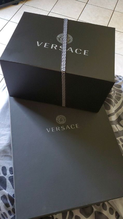 Versace Gifts, Vanity Organization, Fancy Makeup, Fake Story, Dream Life, Versace, Cards Against Humanity, Makeup, Quick Saves