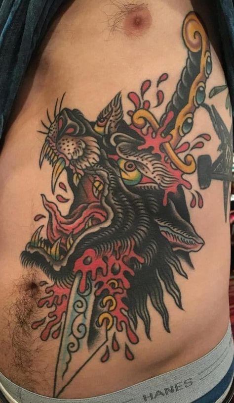 Wolf Tattoo Traditional, Traditional Japanese Tattoo Flash, Traditional Tattoo Stencils, Learn To Tattoo, Torso Tattoos, Traditional Style Tattoo, Western Tattoos, Arte Punk, Wolf Tattoo Design