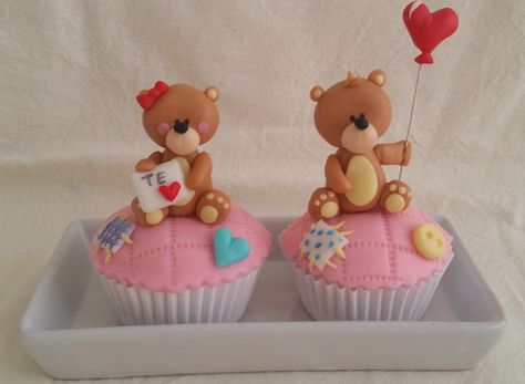 Valentines Toppers, Bear Cake Topper, Valentine Day Cupcakes, Fondant Animals, Valentines Day Cakes, Fondant Cupcakes, Valentine Cookies, Bear Cakes, Love Cake