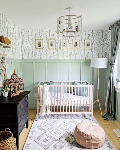 home accents Today we are going to show you how to decorate a gender neutral nursery that is beautif Gender Neutral Nursery Design, Nursery Design Neutral, Nursery Room Design, Baby Room Inspiration, Green Nursery, Nursery Room Inspiration, Baby Room Design, Nursery Baby Room, Gender Neutral Nursery