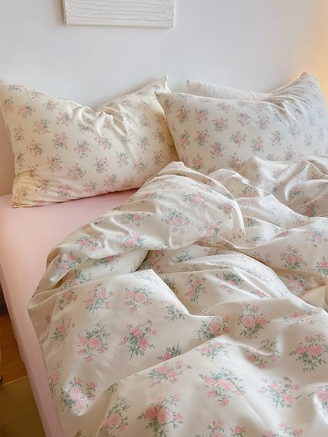 Pegycrafts - Etsy Canada Floral Dorm, Coquette Floral, Cute Bedding, Full Duvet Cover, Preppy Room Decor, Floral Duvet Cover, White Duvet, Preppy Room, Floral Duvet