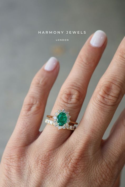 Emerald Halo Ring, Emerald Green Engagement Ring, Senior Ring, Oval Emerald Engagement Ring, Circle Engagement Rings, Emerald Ring Design, Green Emerald Engagement Ring, Jade Engagement Ring, Green Wedding Rings