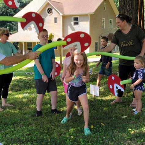 Mario Relay Race, Mario Party Games In Real Life, Mario Obstacle Course Party Games, Mario Kart Theme Party, Mario Kart Party Games, Mario Bday Party Ideas, Mario Obstacle Course, Diy Mario Birthday Party, Brick Wrapping Paper