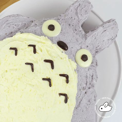 Totoro Cake - PankoBunny Totoro Birthday Cake, Studio Ghibli Cake, Totoro Cake, Black Food Coloring, Blueberry Chocolate, Lemon Buttercream, 40th Birthday Parties, Bittersweet Chocolate, Carrot Cake