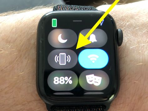 Womens Apple Watch Band Fashion, Applewatch Fashion, Apple Watch Tips, Watch Hacks, Apple Watch Phone, Best Apple Watch Apps, Apple Watch Hacks, Iphone Secrets, Cell Phone Hacks