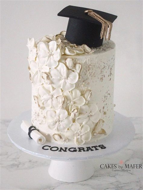 The best elegant graduation cake ideas college, graduation cake designs university and graduation cakes for high school | Looking for cute grad cakes or graduation cake decorations for your graduation party foods? If you're after unique graduation cake designs, these cakes work great as graduation party ideas! #graduation #graduationcake #graduationcakeideas #graduationcakedesigns #gradcake #graduationparty #graduationpartyideas #graduationpartyfoods Feminine Graduation Cake, University Graduation Cake, Elegant Graduation Party Ideas, Unique Graduation Cakes Design, Graduation Party Cake Ideas, Grad Cake Ideas, White Graduation Cake, University Graduation Party Ideas, Graduation Cakes For High School