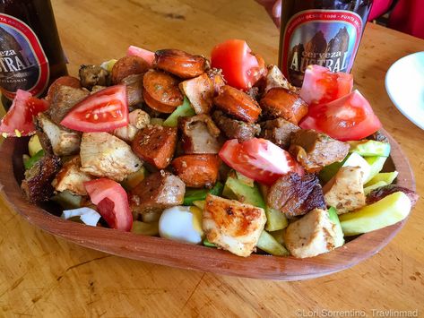 Pichanga, a typical Chilean comfort food Chilean Salad, Traditional Chilean Food, Chilean Culture, Chile Rellanos, Chilean Food, Chilean Recipes, Latin American Recipes, Food To Try, South American Recipes