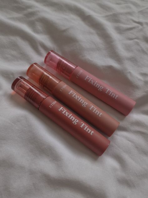 Etude house fixing tint. #makeup #lipstick #liquidlipstick Etude Makeup, Etude House Fixing Tint, Etude Fixing Tint, Tint Etude, Fixing Tint, Tint Makeup, Korean Lips, Chili Red, Lipstick Brands