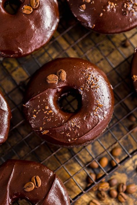 These Coffee Lovers Chocolate Cake Donuts are moist, fudgy, and caffeinated!!! And they're easy enough to whip up on a weekday. Coconut Hot Chocolate, Baker By Nature, Coffee And Donuts, Salty Cake, Doughnut Recipe, Baked Donuts, Cake Donuts, Donut Recipes, Savoury Cake