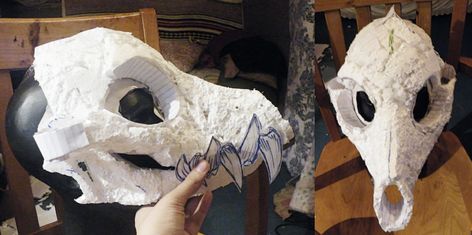 Starcraft Zerg, Cardboard Mask, Fursuit Tutorial, Dino Mask, Fursuit Ideas, Monster Crafts, Dragon Puppet, Mask Ideas, Cosplay Tutorial